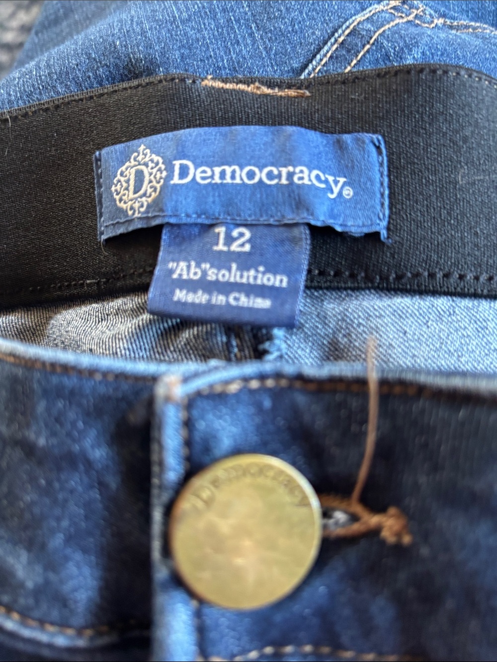 Democracy Ab Solution Distressed Blue Denim Jean Short Size 12 - Picture 3 of 4